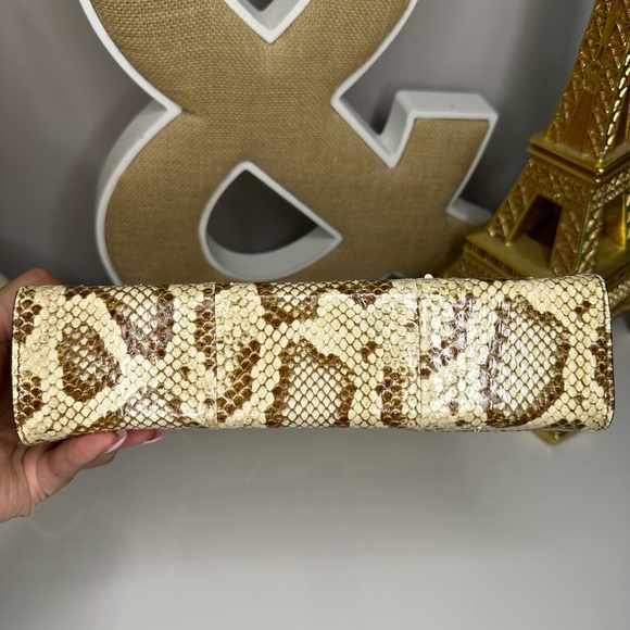 GUCCI
Snakeskin-Trimmed Small Ophidia Chain Bag - Picture 7 of 9